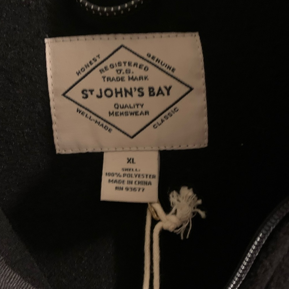 Men’s Half Zip pullover All Black - Picture 6 of 7